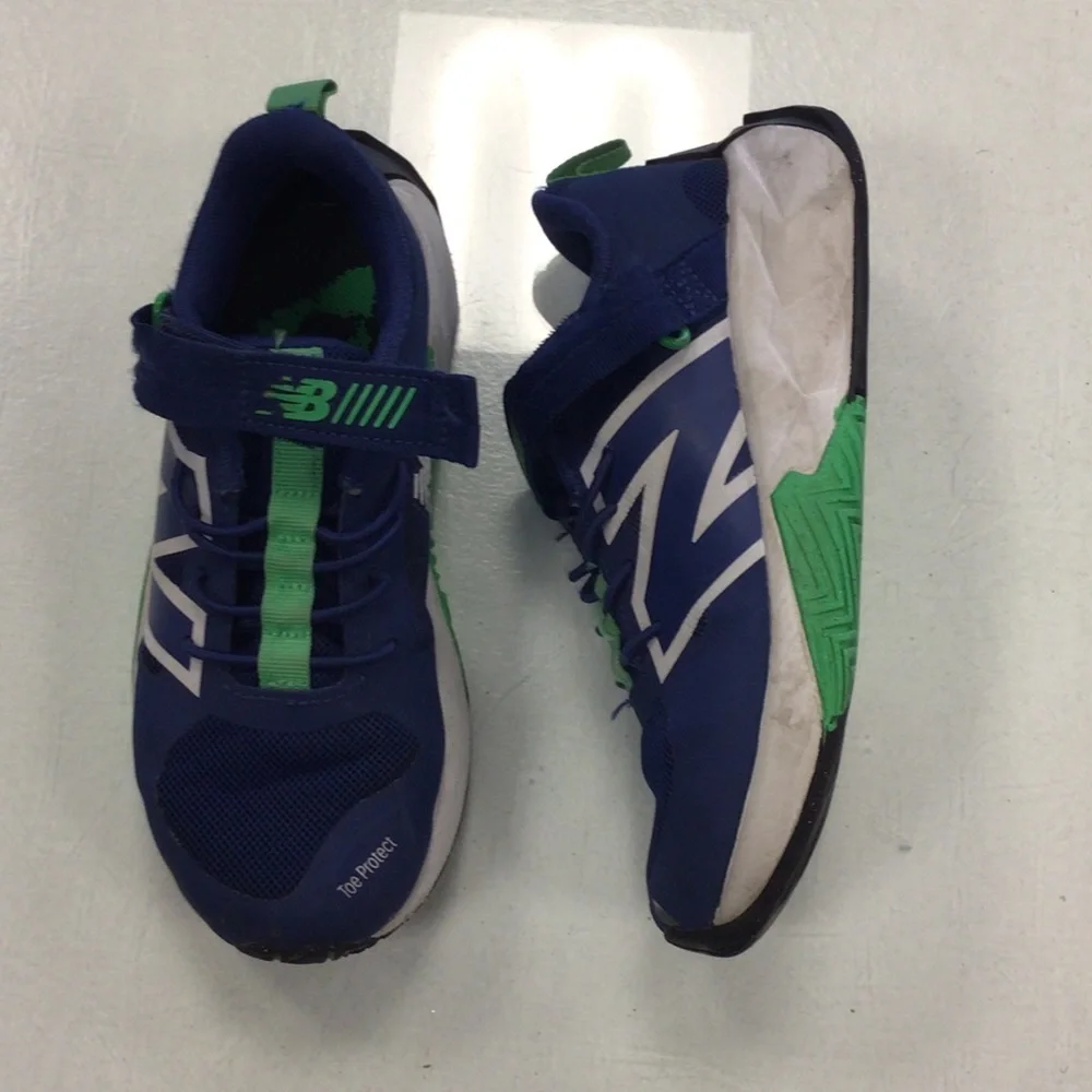 New Balance Kids Blue and Green Hook-and-Loop Sneakers